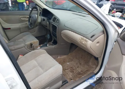 1998 Oldsmobile Intrigue из США, поврежденный, VIN 1G3WH52K2WF333739